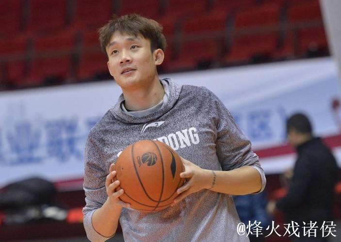 CBA 经典回顾：无所不能的丁彦雨航！